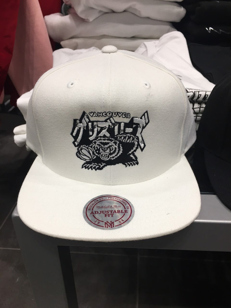 Vancouver Grizzlies White Ninja Hat