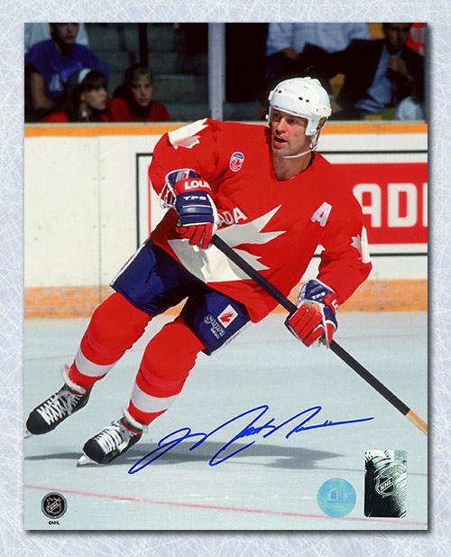 Mark Messier Team Canada Autographed Canada Cup 8x10 Photo Framed