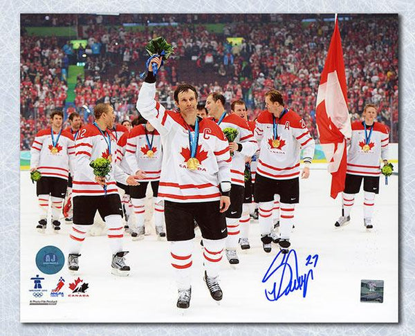 Scott Niedermayer Team Canada Autographed 2010 Olympic Gold 8x10 Photo Framed