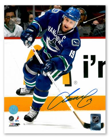 Markus Naslund Signed Shooting 8 x 10 Framed Photo