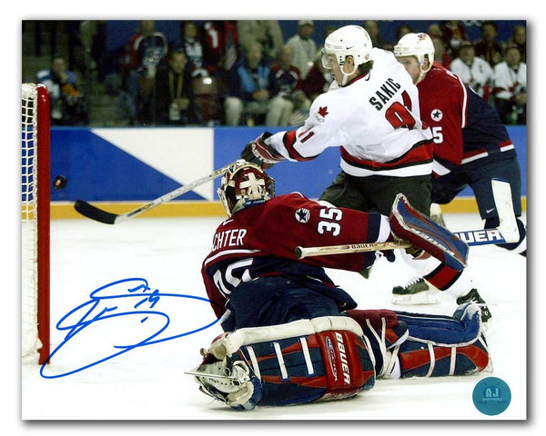 Joe Sakic Team Canada Autographed 2002 Olympic Hockey Gold Medal Goal 8x10 Photo Framed
