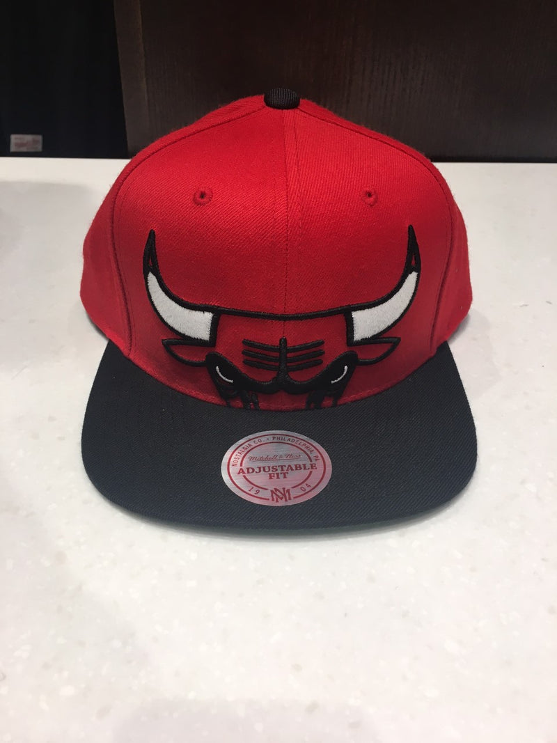 Chicago Bulls XL Cropped Snapback Hat