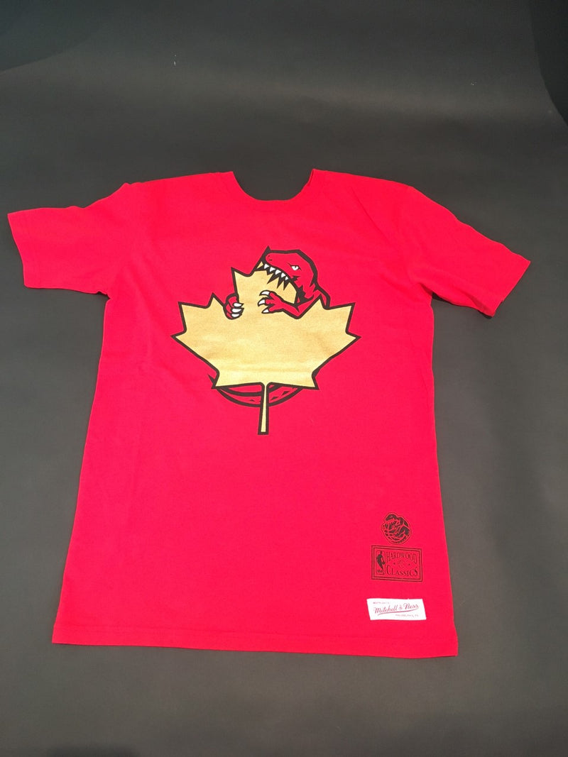Canada Day Toronto Raptors Red Leaf Hug T-Shirt