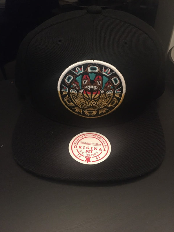 Vancouver Grizzlies Gold Dip Totem Snapback Hat